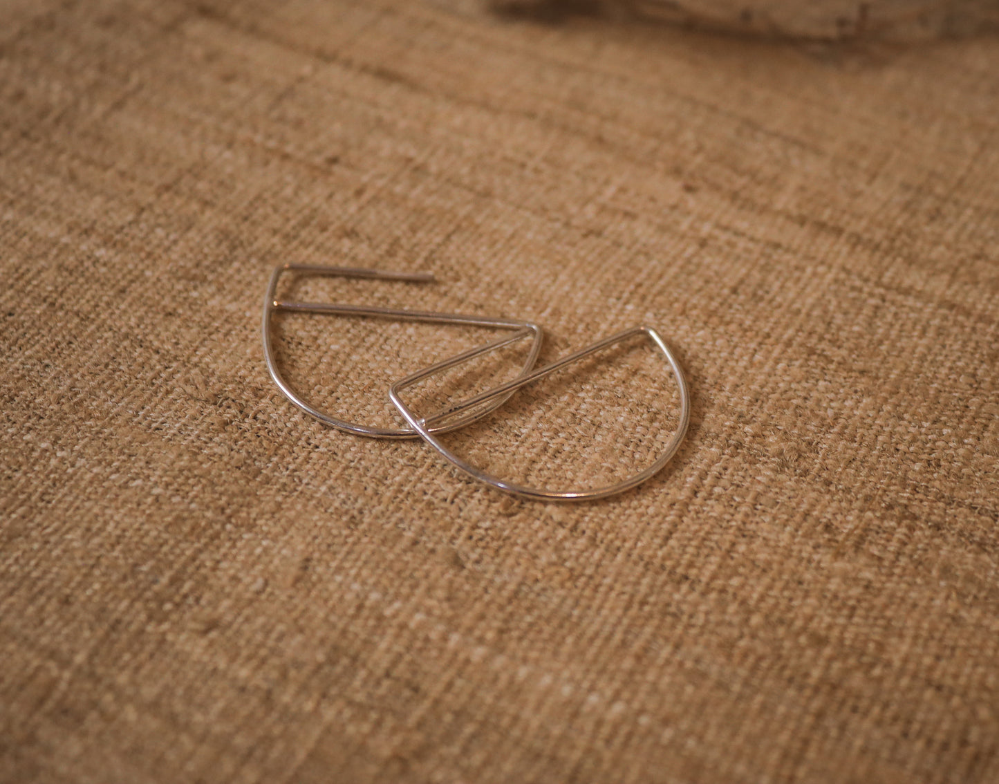 D hoop Earrings
