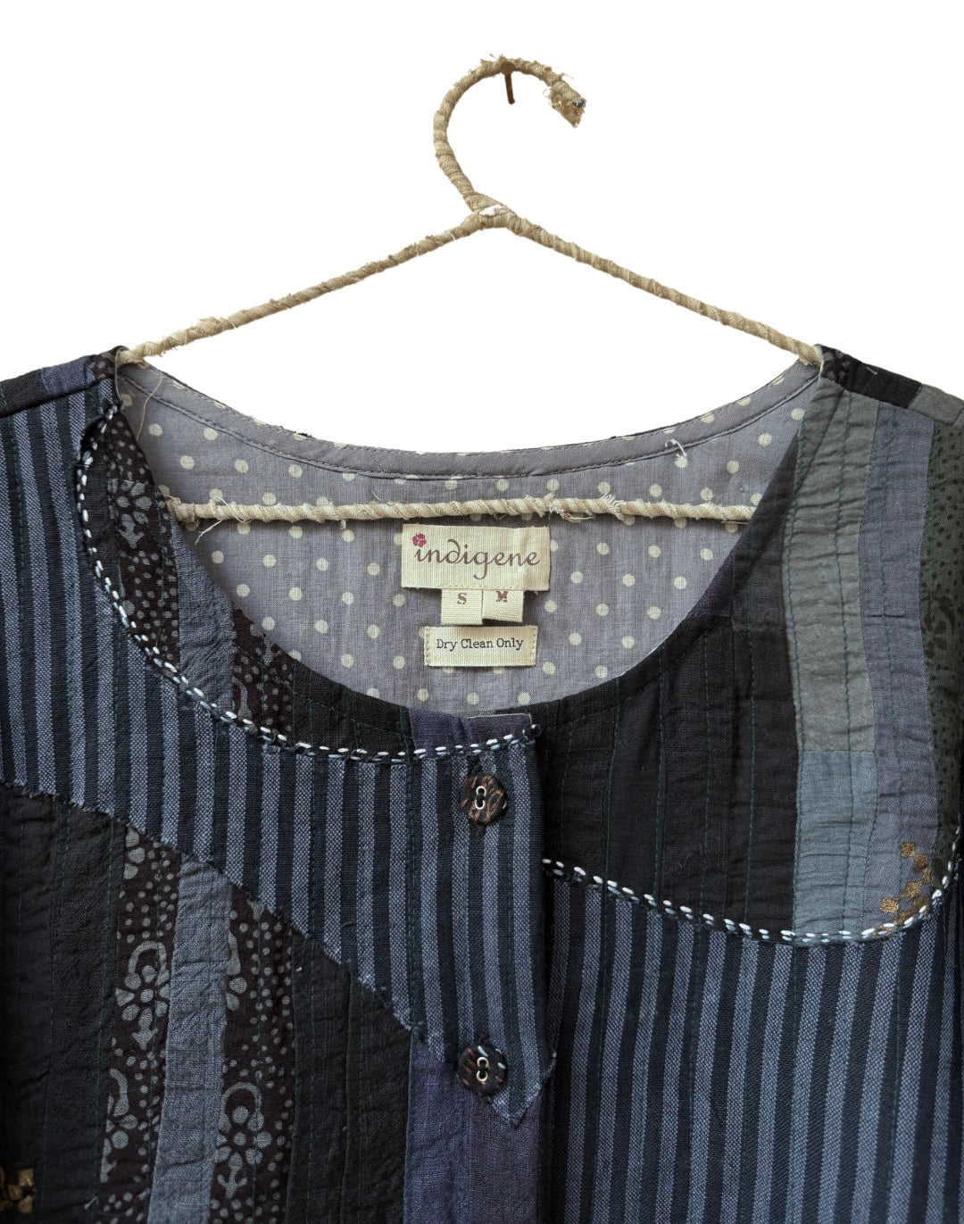 Wave cut-out embroidered jacket