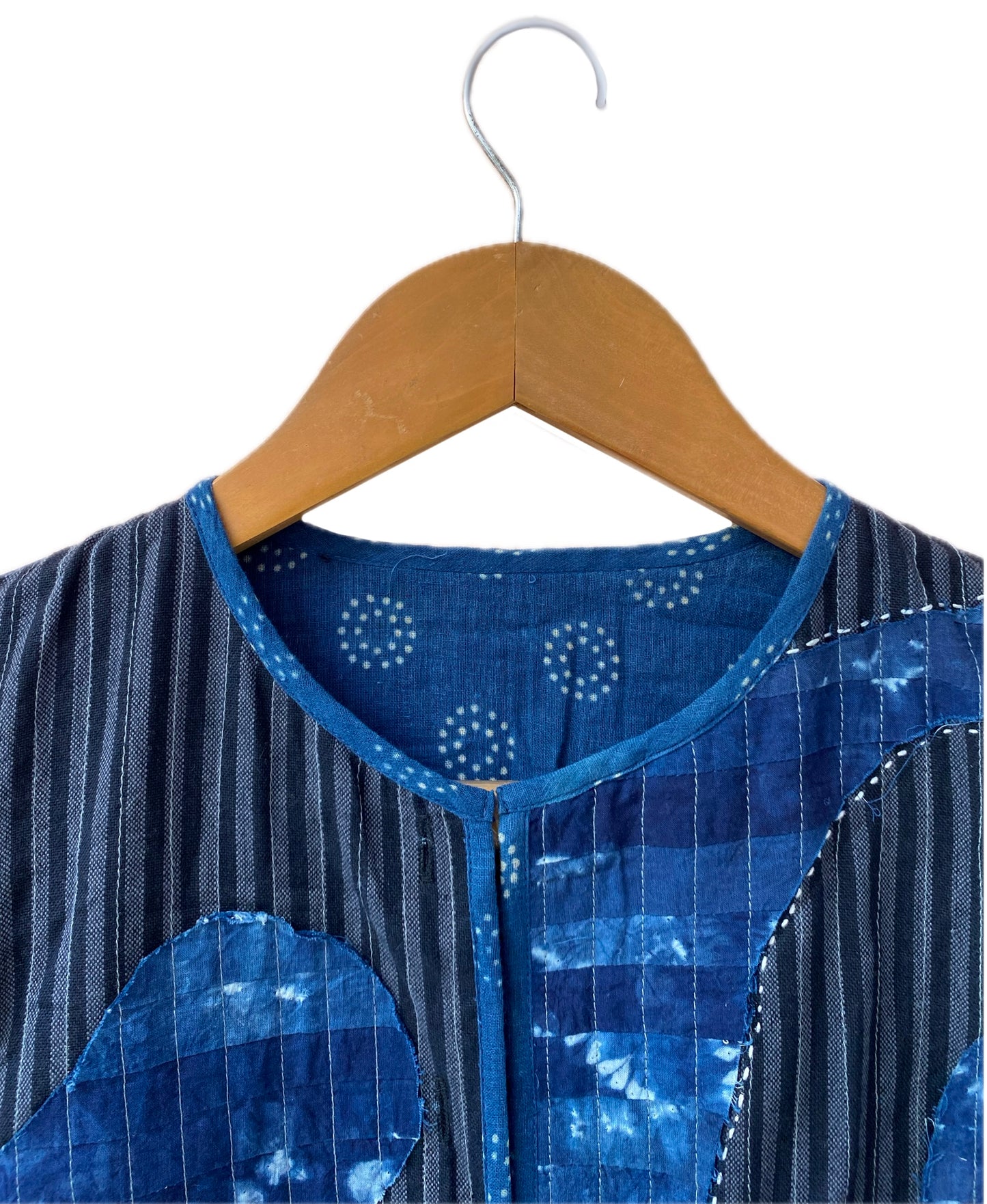 Wave cut-out embroidered jacket