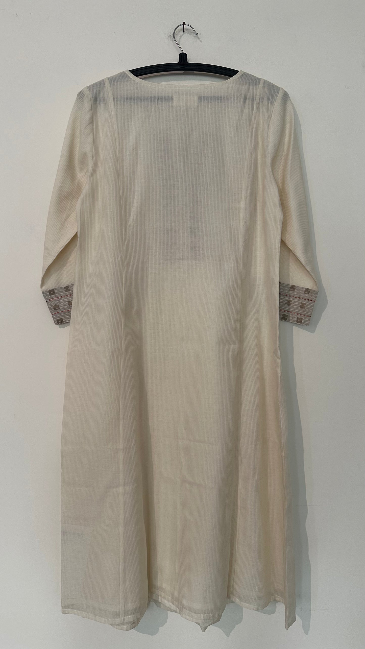 Safed Cutwork chanderi Kurta