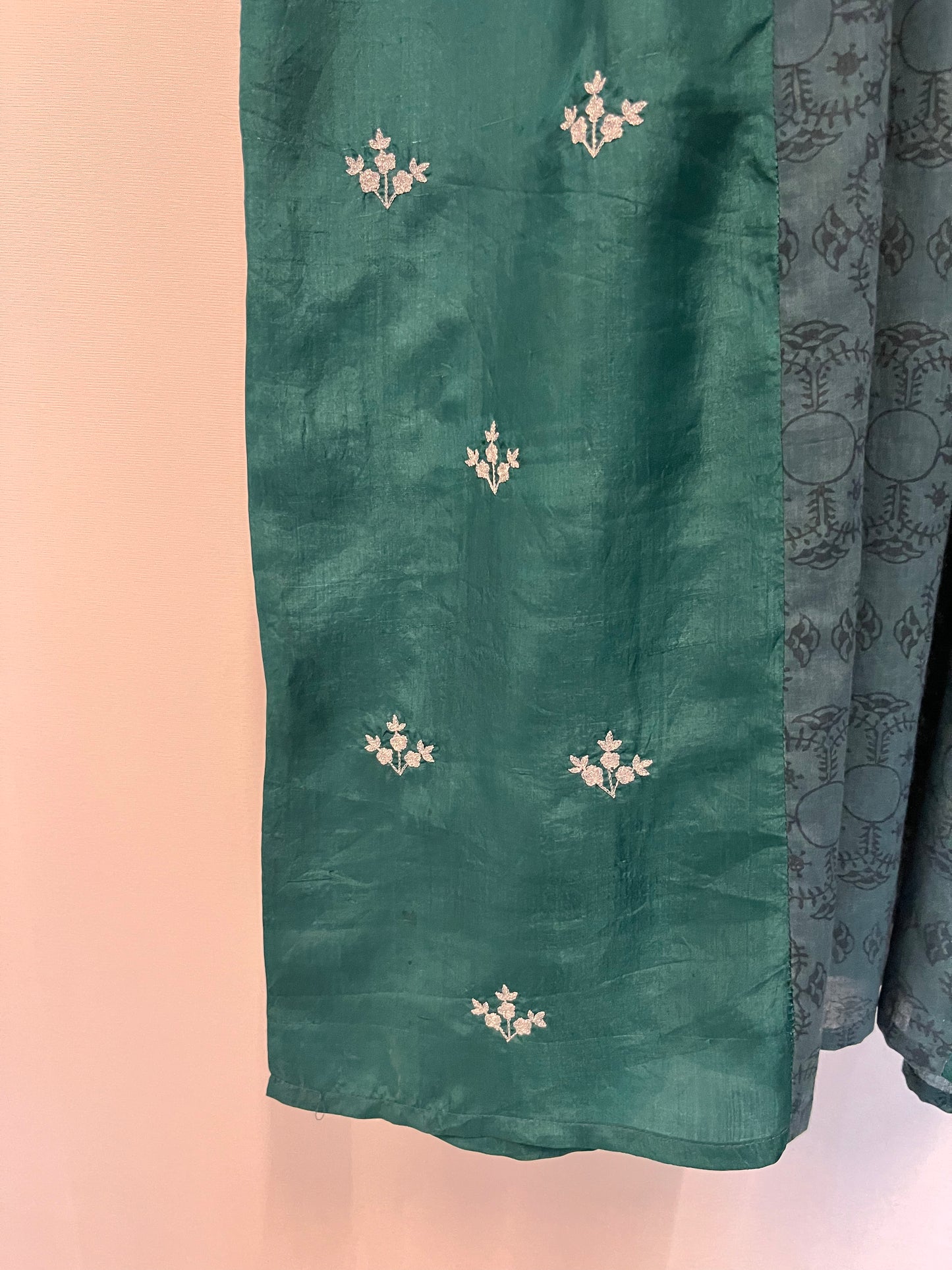 Ocean pintuck side gathered kurta