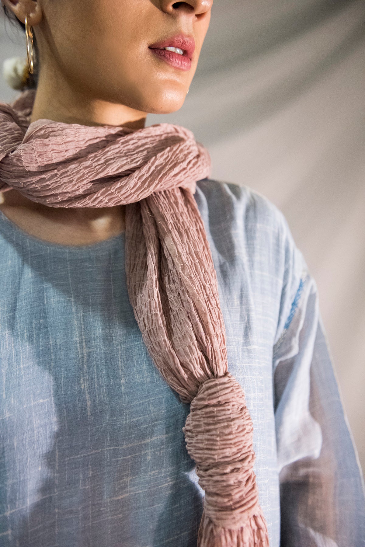 SMOCKED SILK COTTON STOLES