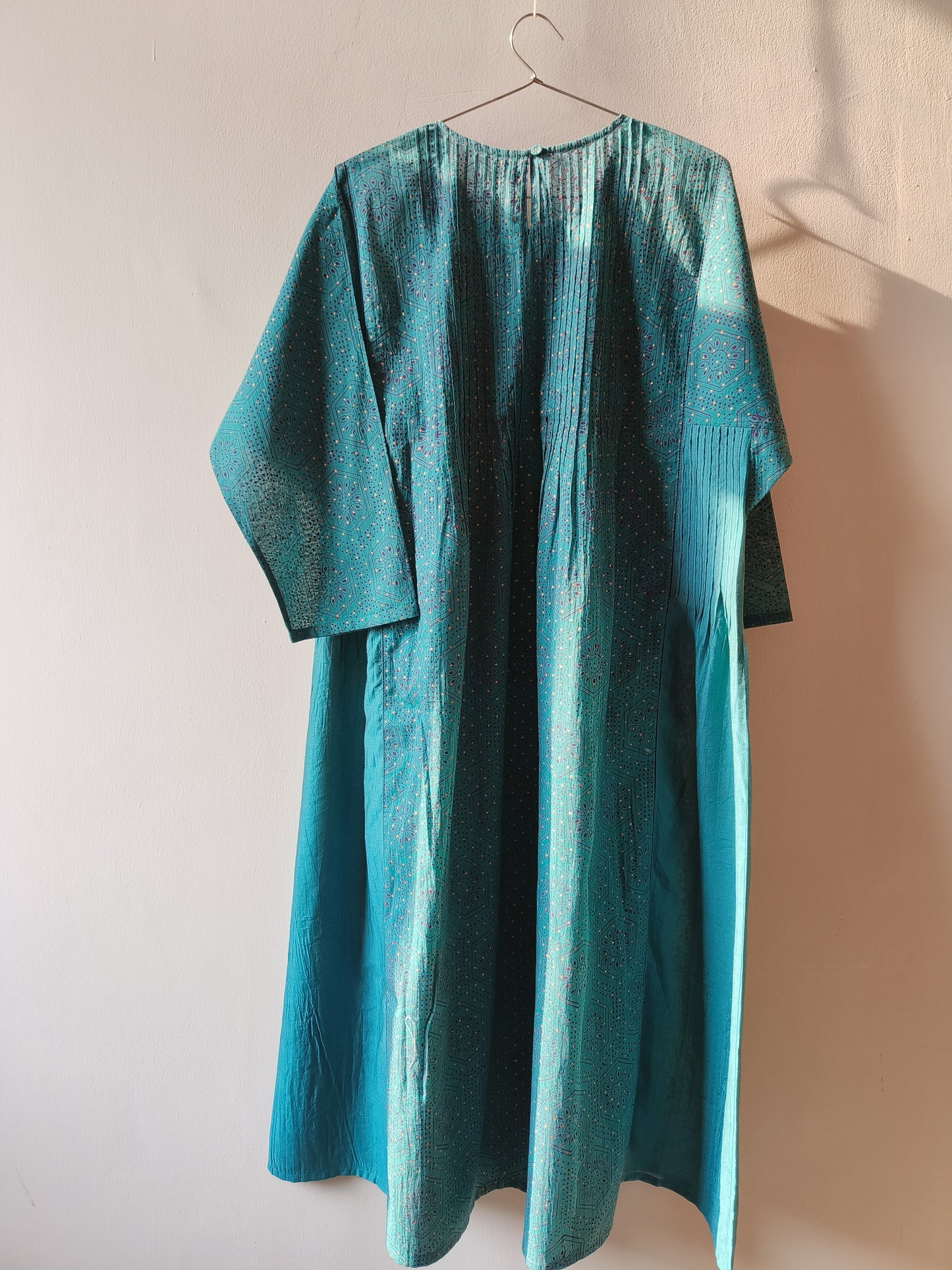Dona Pin-tucked Kalidar Kurta