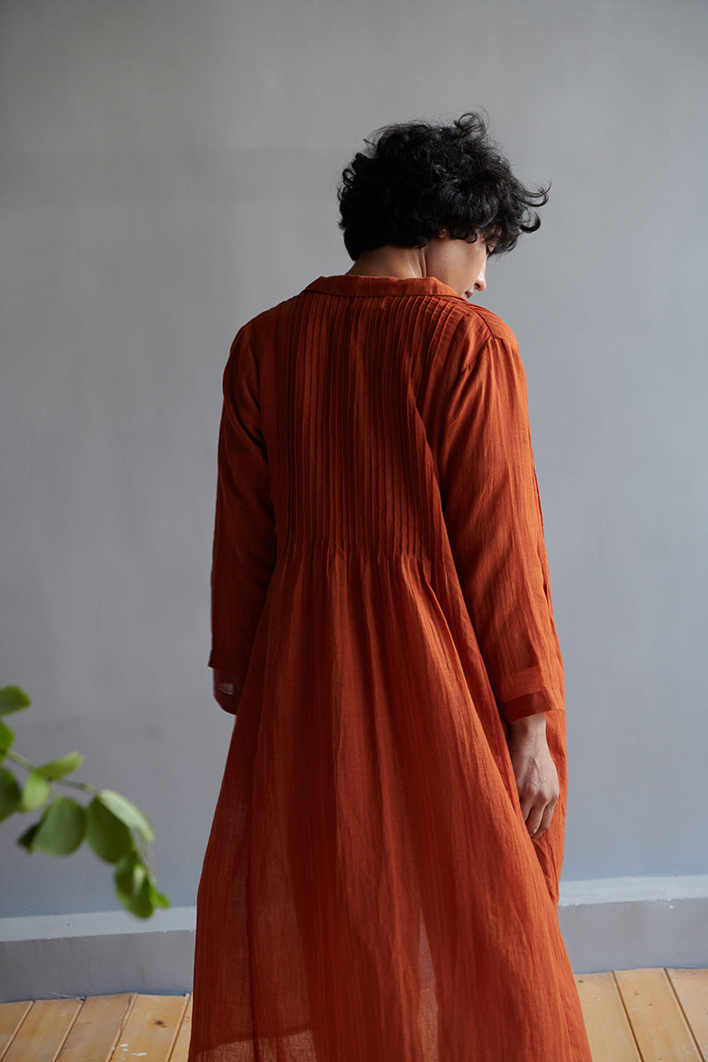 Matple kurta in soft mulmul cotton with pintuck detail in front and back.