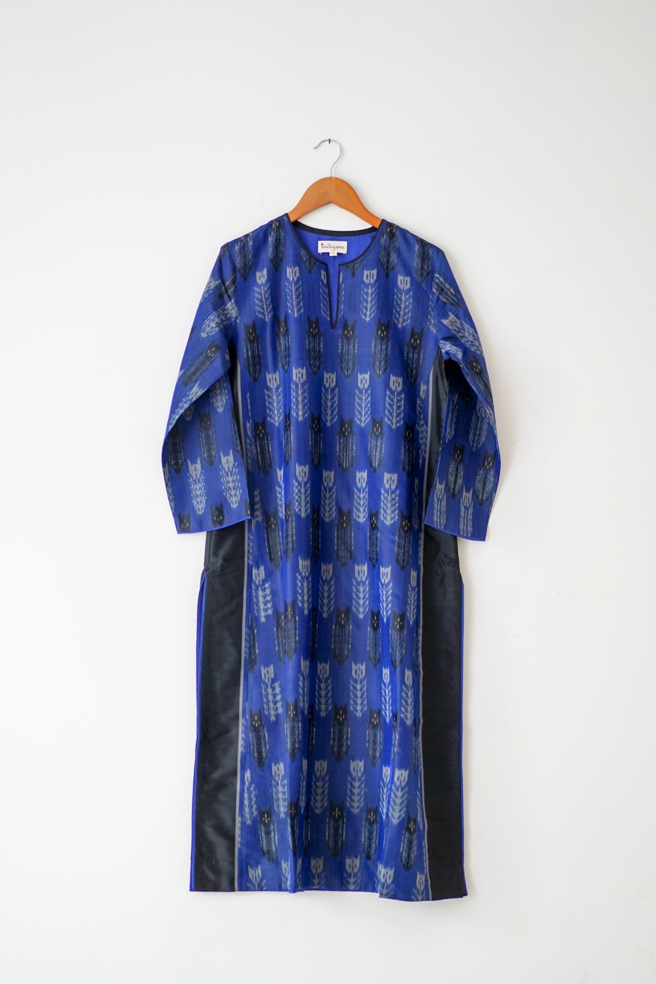ZAINAB WOVEN TULIP SILK IKAT KURTA