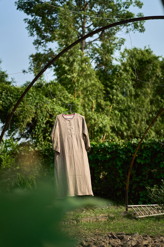 Parchment Buttoned embroidered kurta