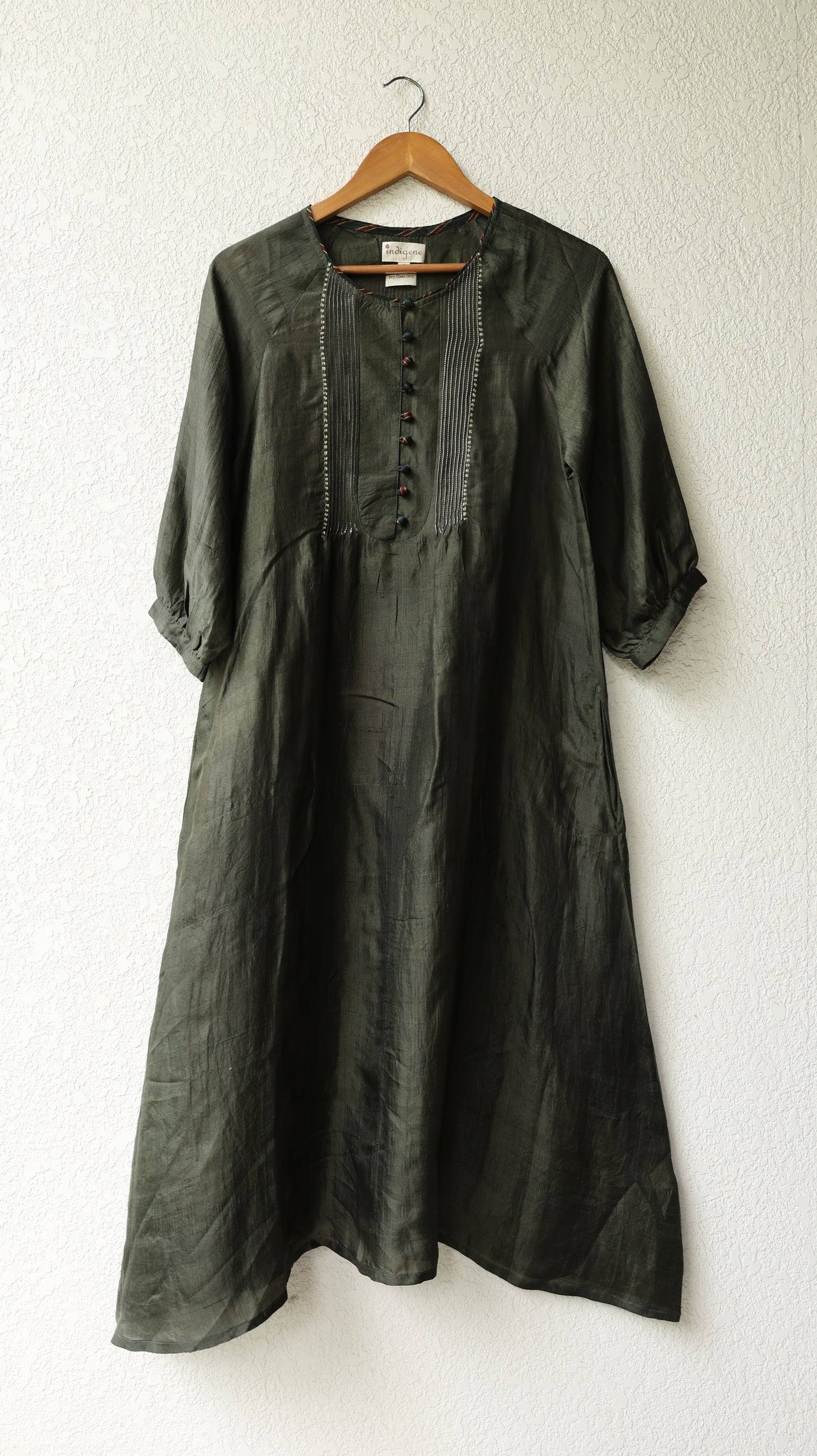 Slate Button detail silk kurta