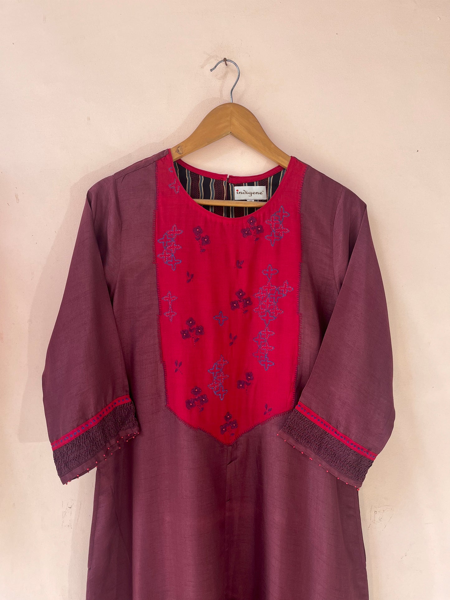 Round neck yoke embroidered kurta