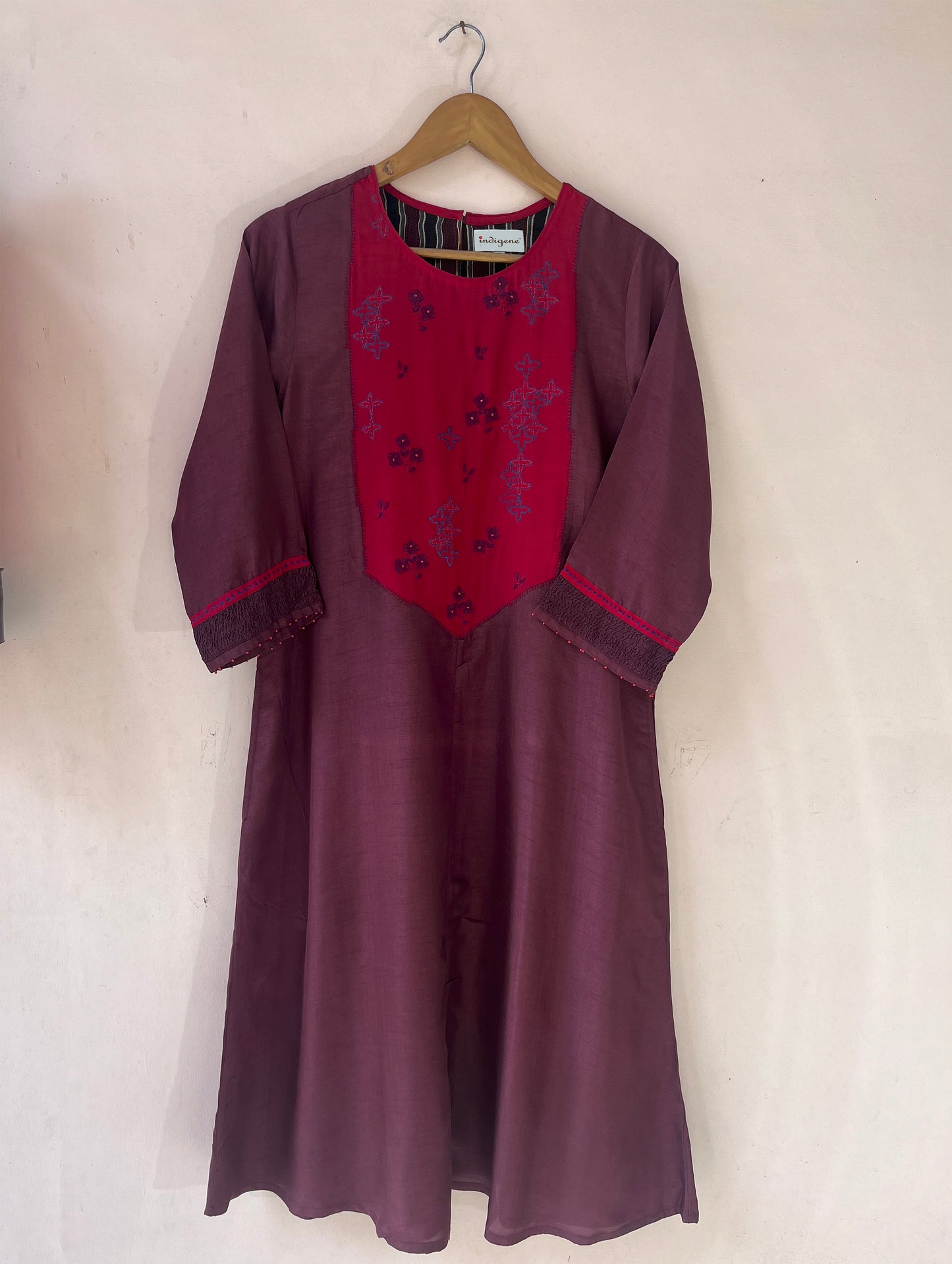 Round neck yoke embroidered kurta