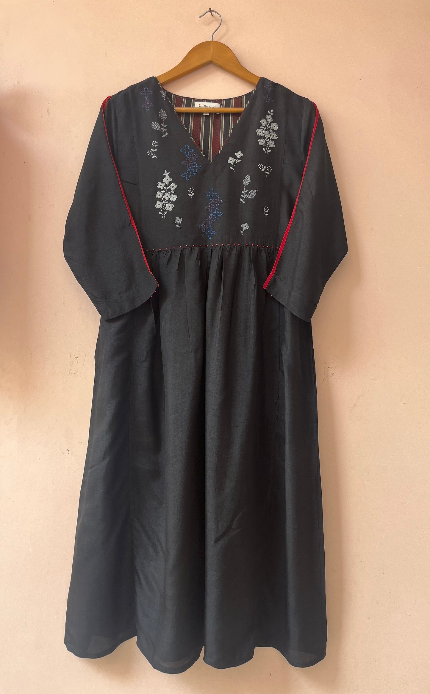 Floral Embroidery V neck kurta