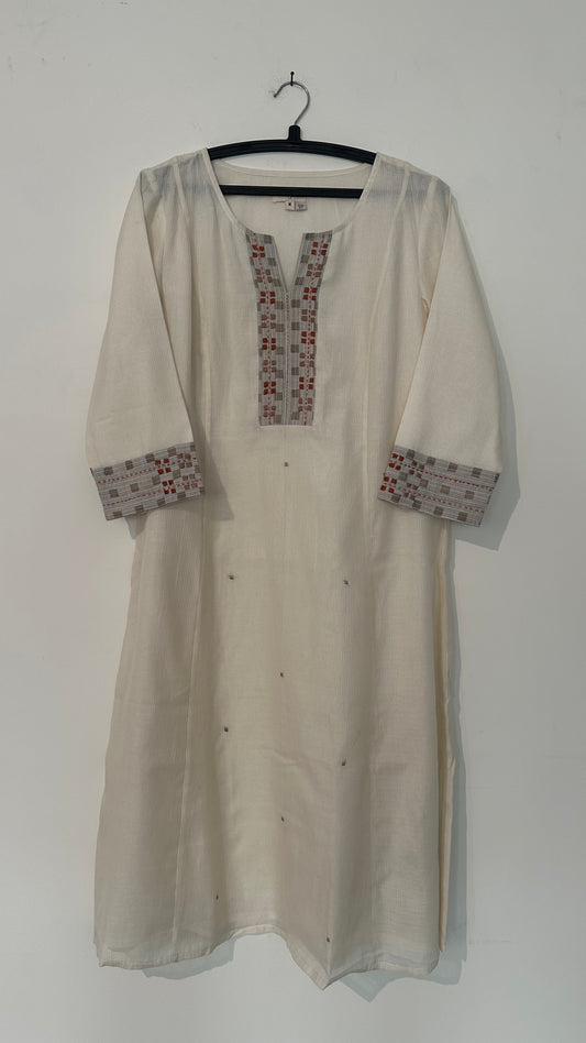 Safed Cutwork chanderi Kurta