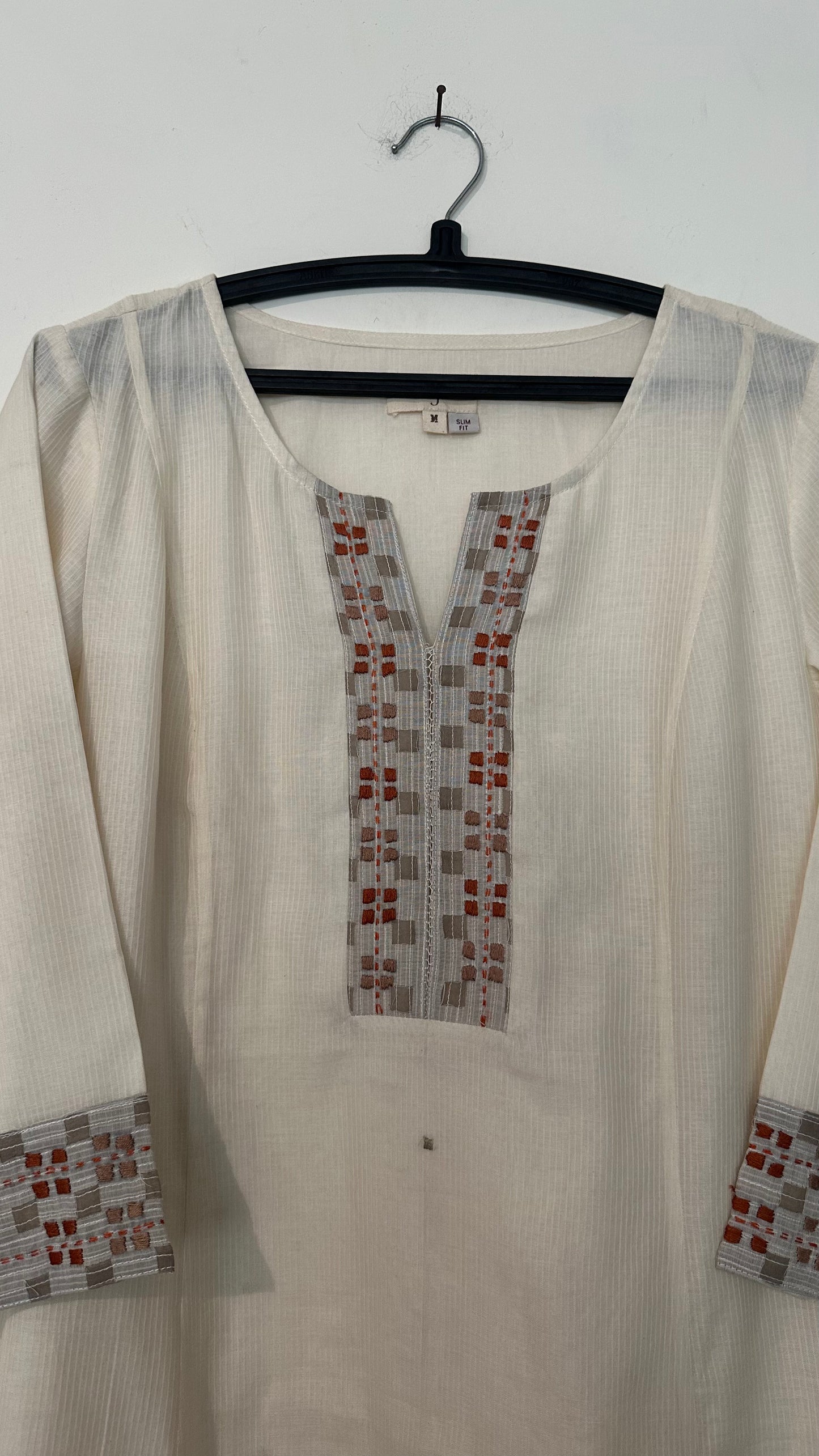 Safed Cutwork chanderi Kurta