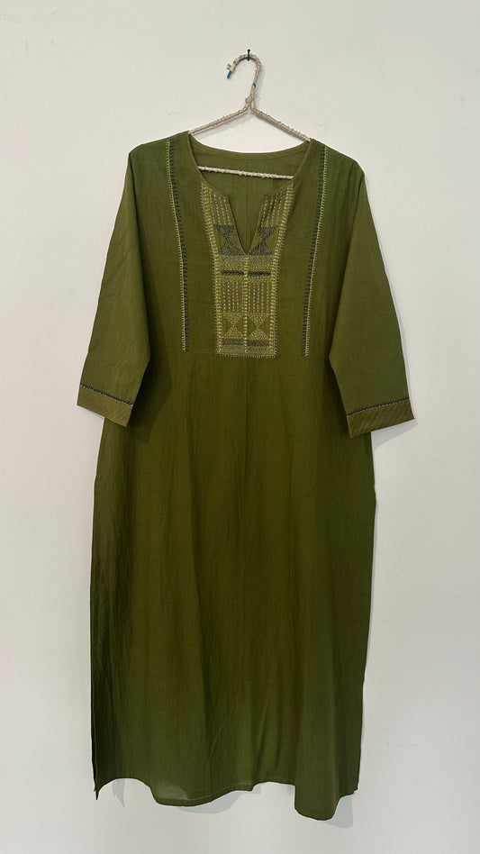 Kopal Cotton kurta w/ hand embroidery