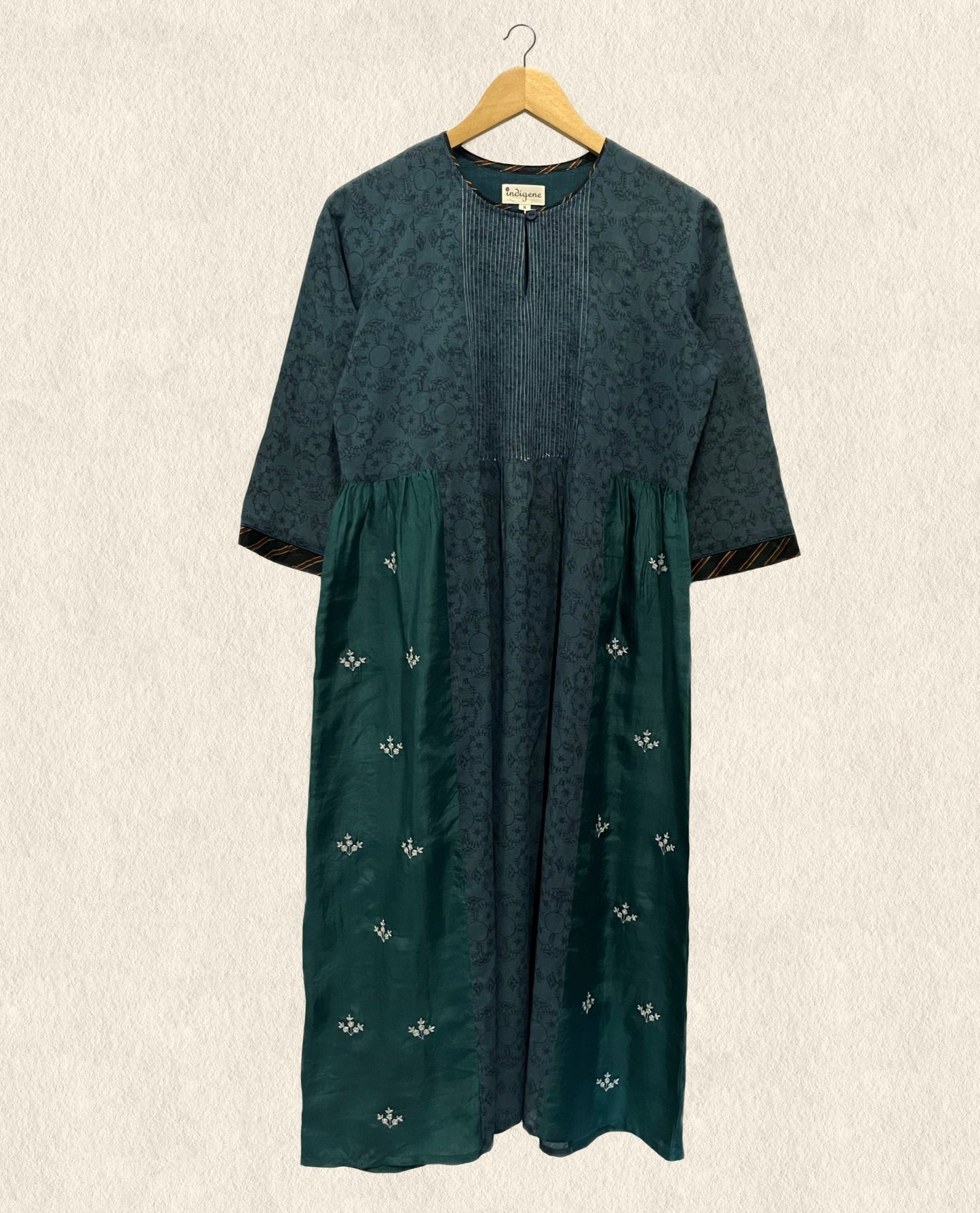 Ocean pintuck side gathered kurta