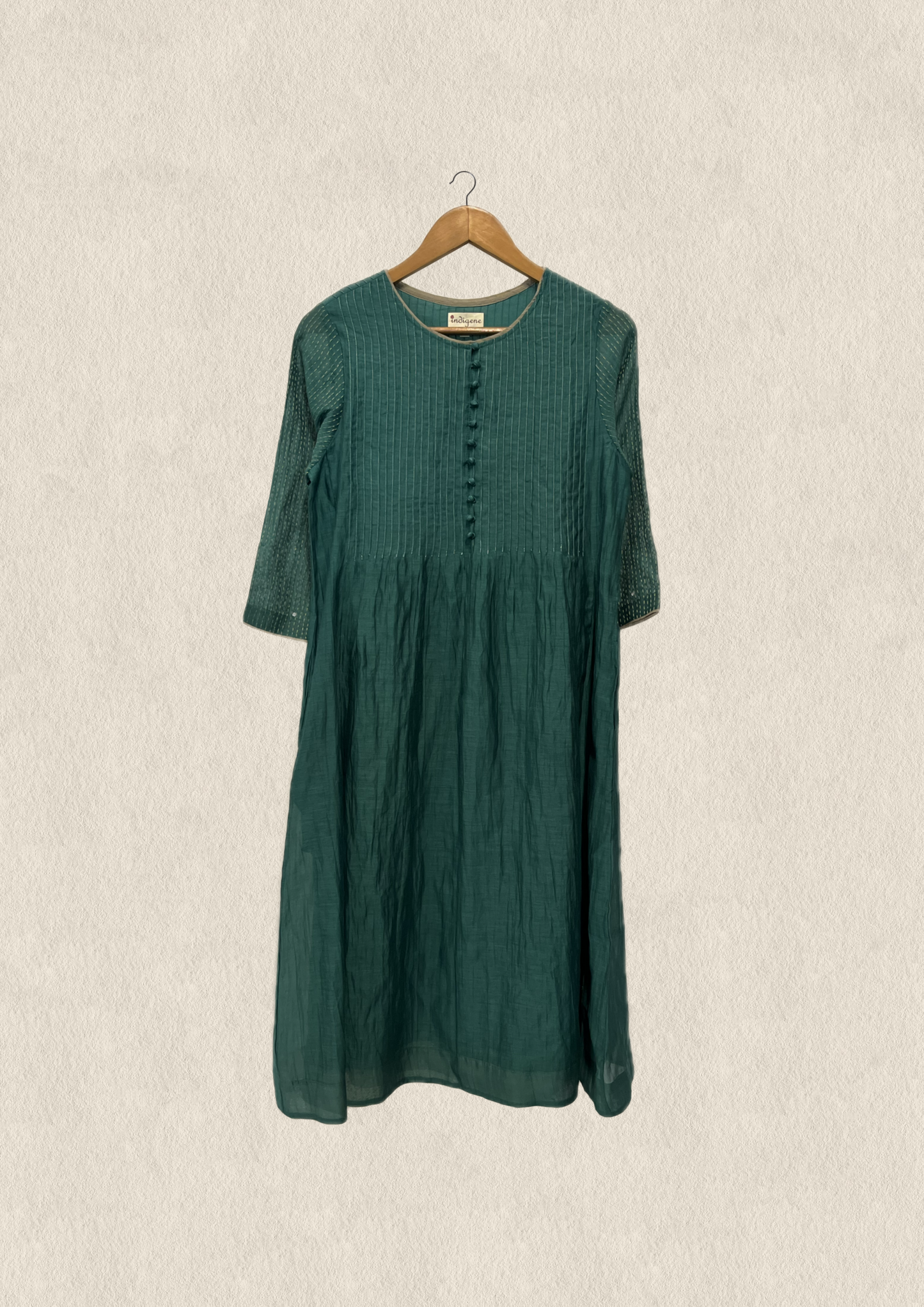 Aegean Buttoned pintuck kurta
