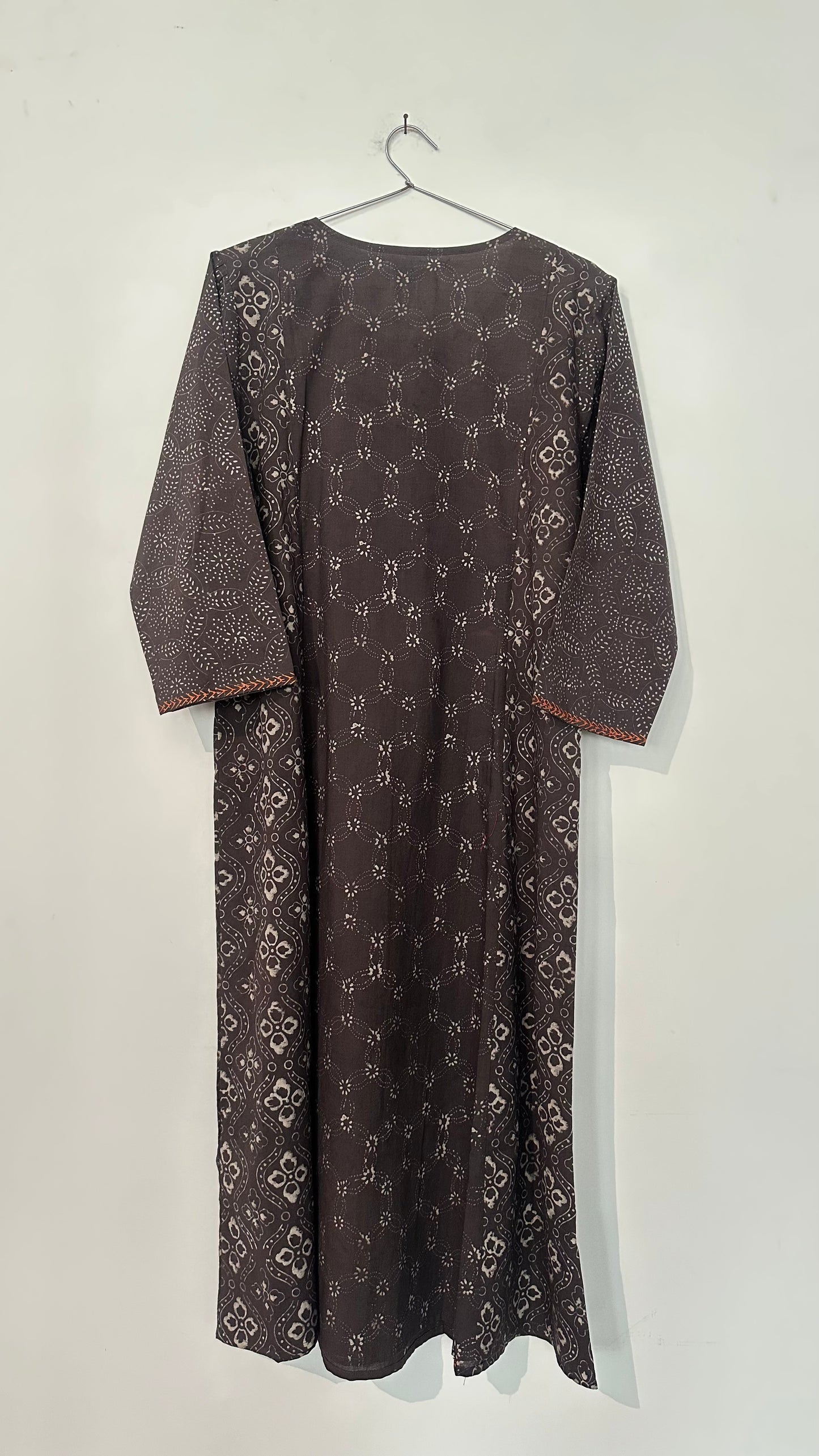 Hand printed classic embroidered kurta