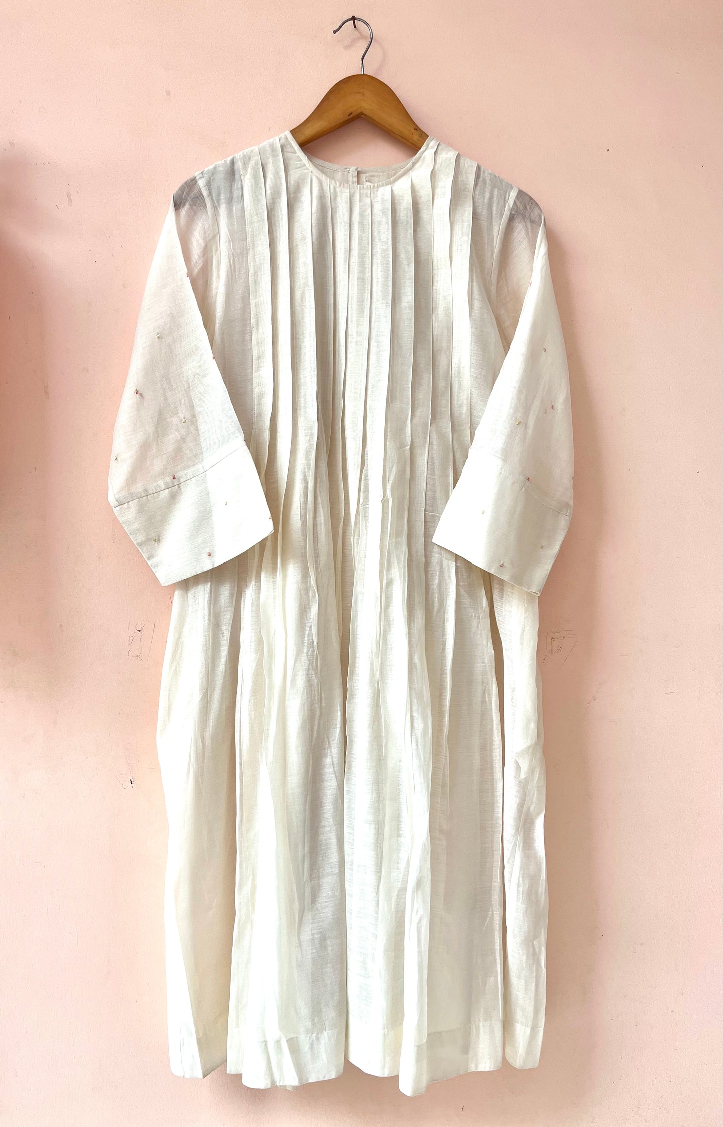 Ivory Pleated silk cotton dress