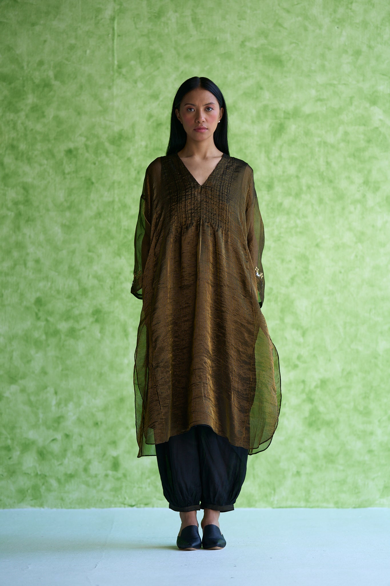 Zia Chanderi Zari Stripe Embroidered Kurta & Pant set