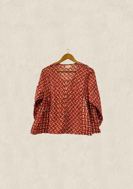 Printed side pleat top