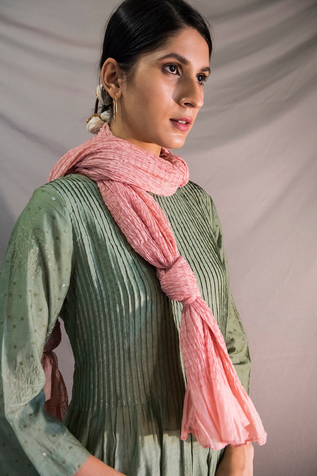 SMOCKED SILK COTTON STOLES