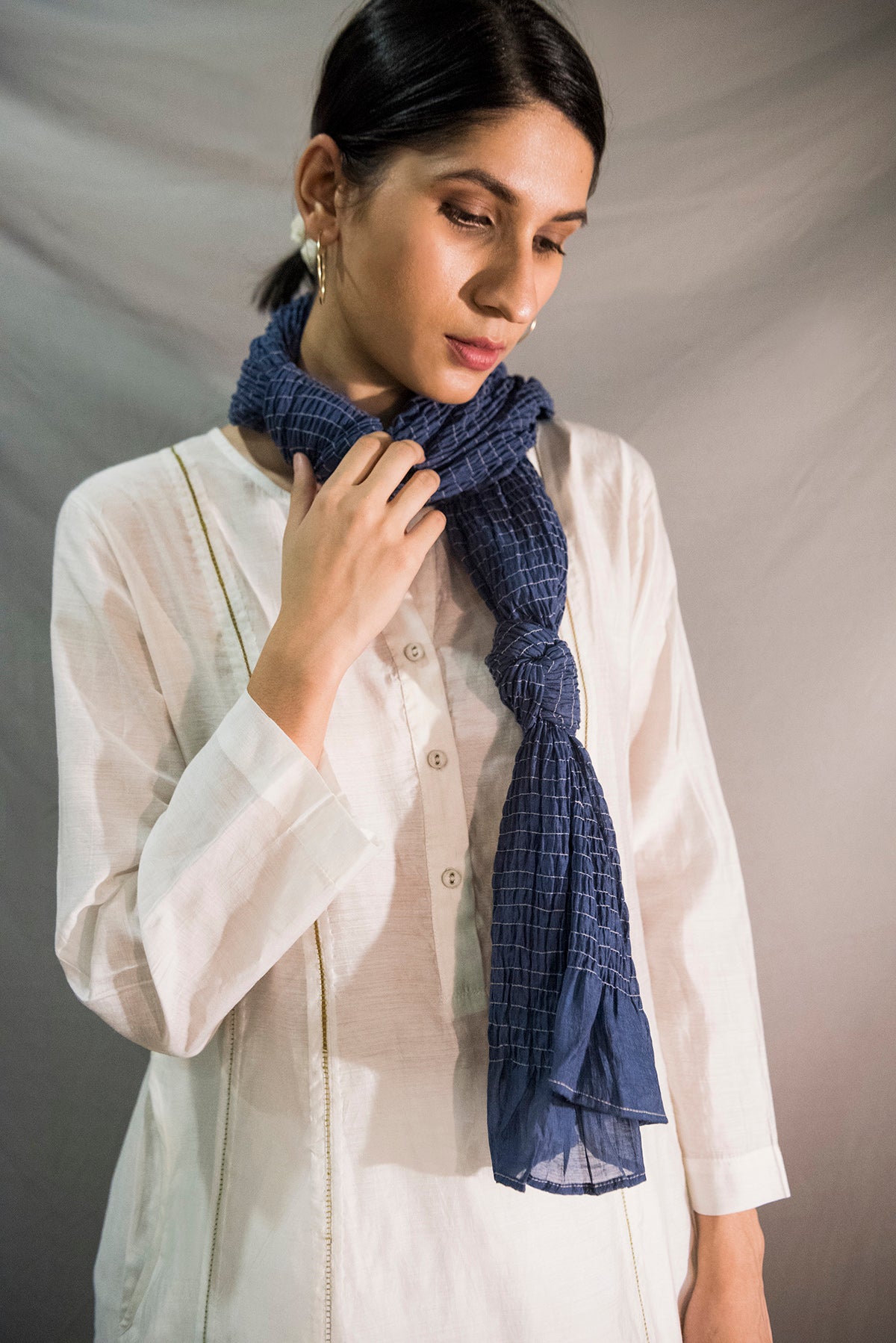 SMOCKED SILK COTTON STOLES