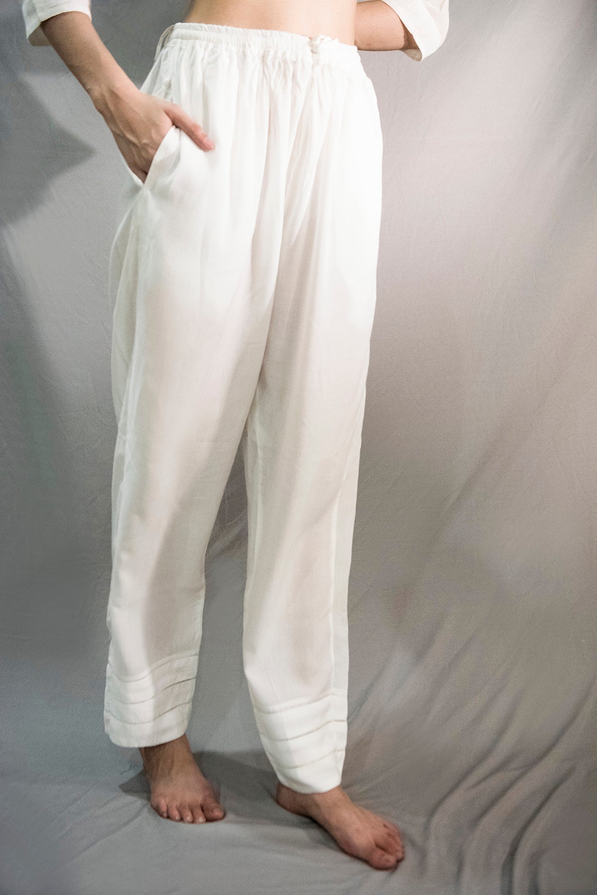 MODAL SLIM PANTS